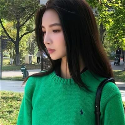 草地英熊